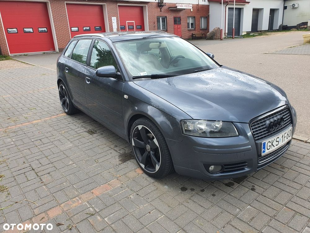 Audi A3 Sportback - 1