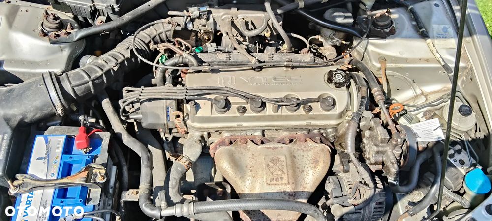 Honda Accord 1.8i S - 9