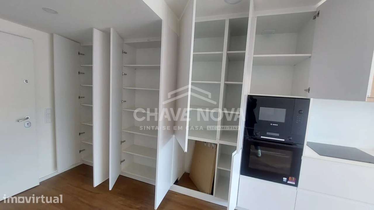 T1 arrendamento varanda e garagem Rivera Living, Santa Marinha - Grande imagem: 5/24