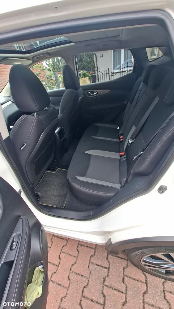 Nissan Qashqai 1.2 DIG-T N-Connecta - 6
