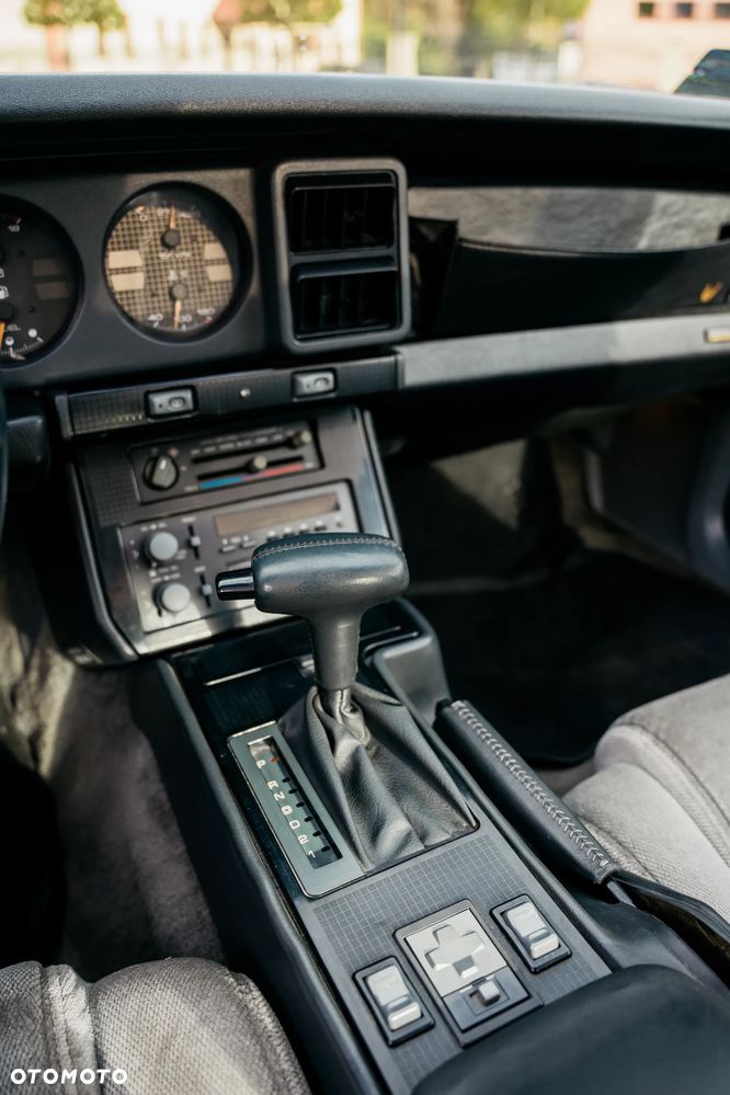 Pontiac Firebird - 21