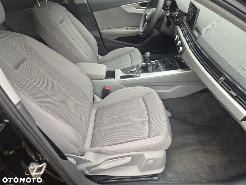 Audi A4 Avant g-tron 2.0 TFSI - 17