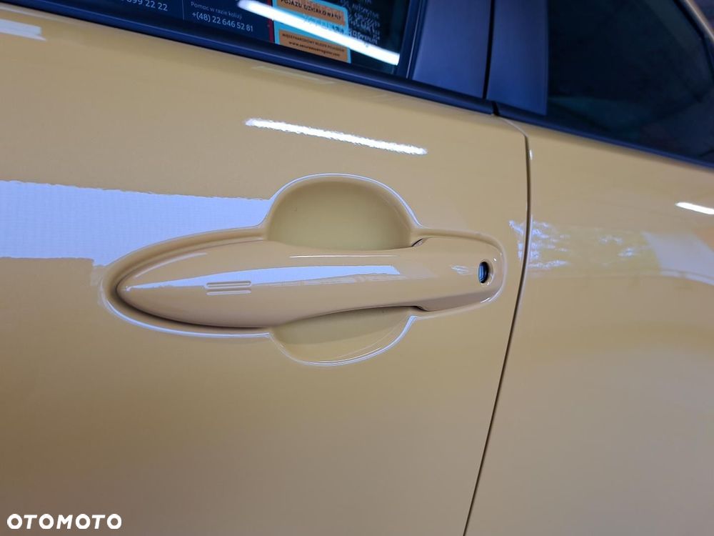 Toyota Prius Plug-in 2.0 Hybrid Comfort - 32