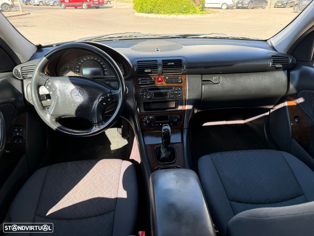 Mercedes-Benz C 220 CDi Avantgarde - 24