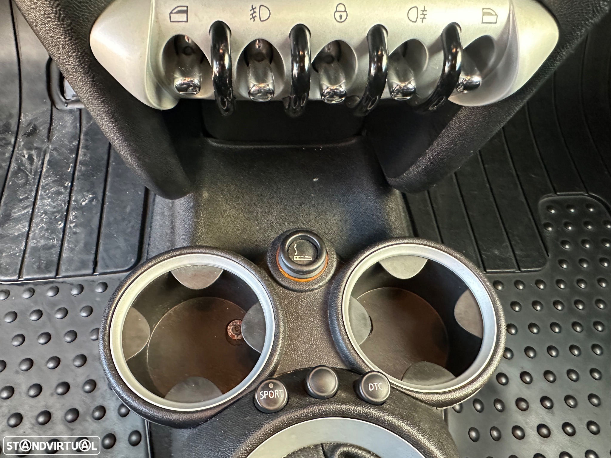 MINI 3 Portas John Cooper Works - 48