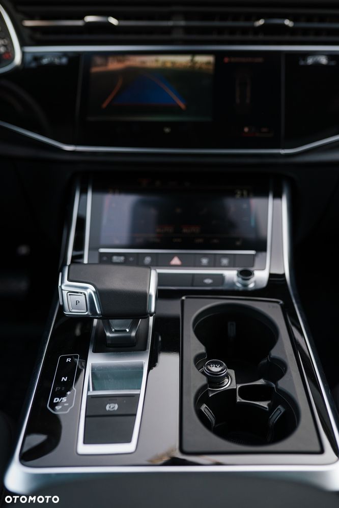 Audi Q7 55 TFSI quattro tiptronic S line - 23