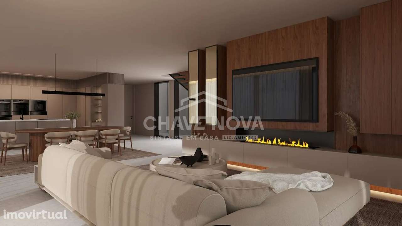 Moradia de Luxo V4 c/Jardim e Piscina a 3 minutos da Praia | Valadares - Grande imagem: 5/24