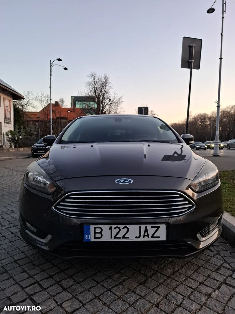 Ford Focus 1.0 EcoBoost Titanium - 12