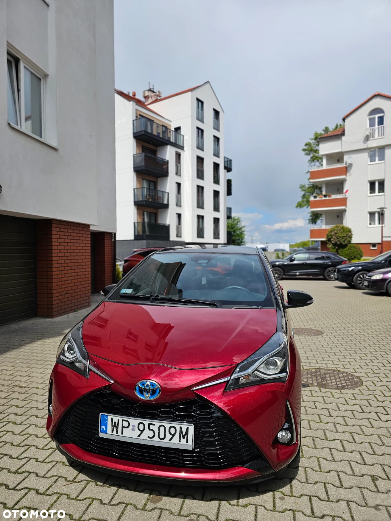 Toyota Yaris Hybrid 100 Selection - 2