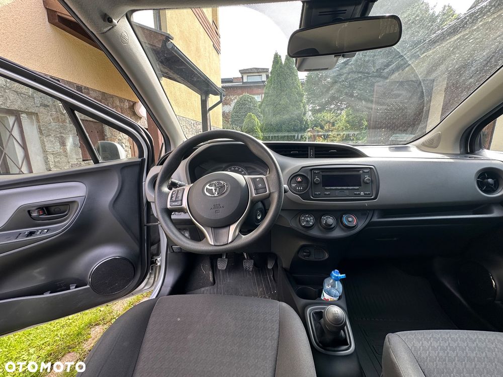 Toyota Yaris 1.0 Active EU6 - 7