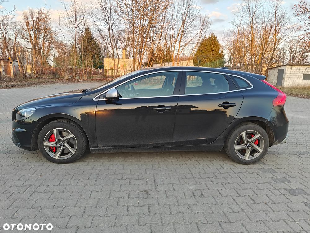 Volvo V40 D4 Drive-E R-Design Kinetic - 3