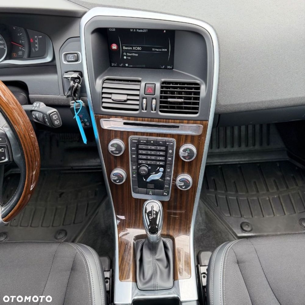 Volvo XC 60 - 23