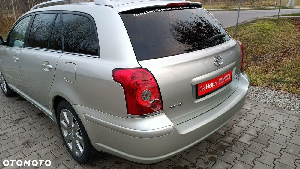 Toyota Avensis - 5