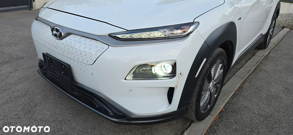 Hyundai Kona Premium - 26