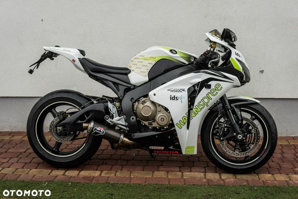 Honda CBR - 3