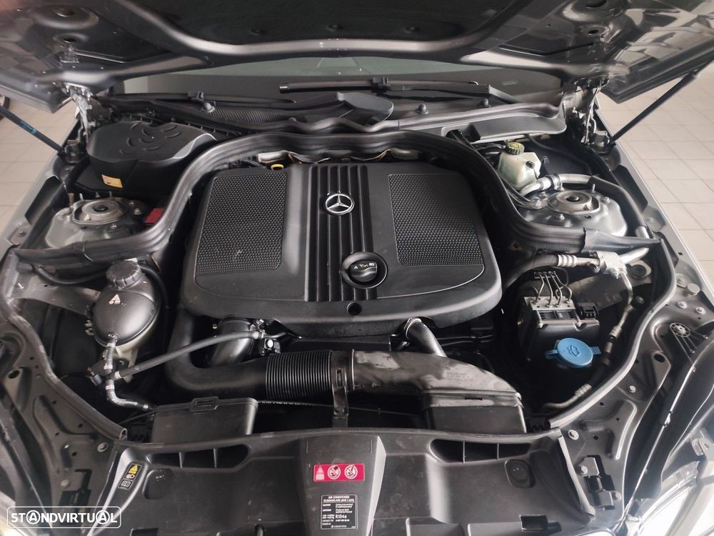 Mercedes-Benz E 250 BlueTEC Avantgarde Auto. - 22
