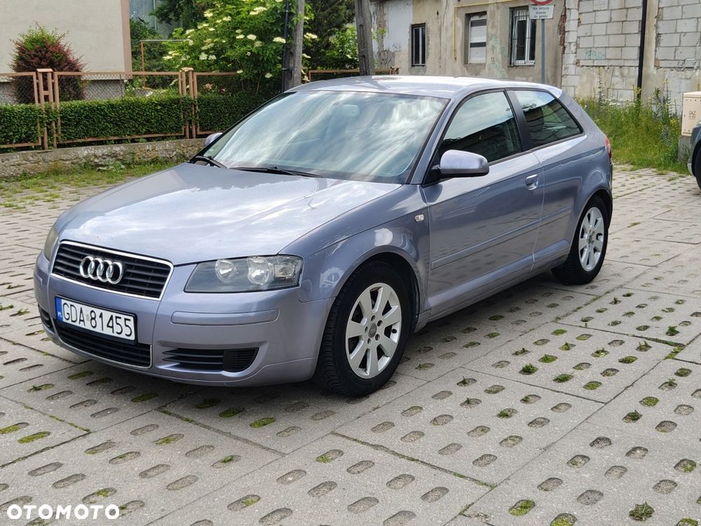 Audi A3 Sportback - 1