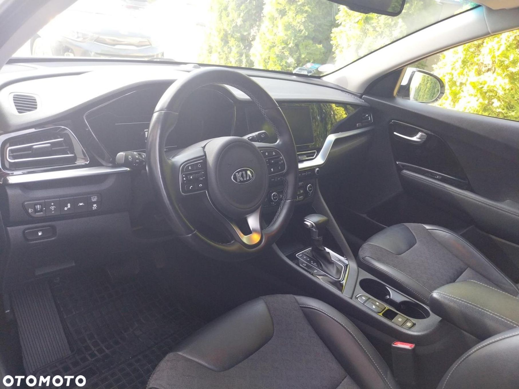 Kia Niro 1.6 GDI Hybrid L Business Line - 9