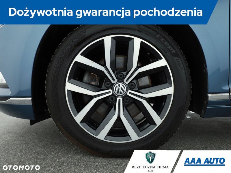 Volkswagen Passat Variant - 21