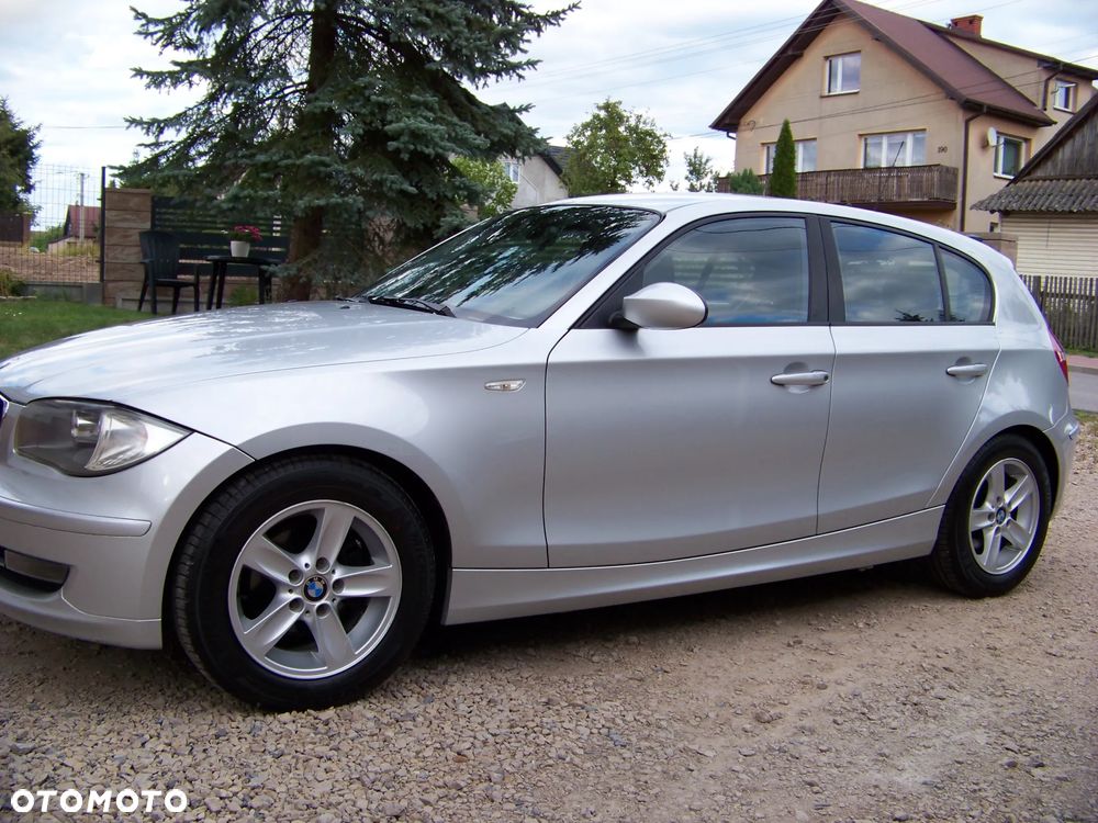 BMW Seria 1 118i - 3