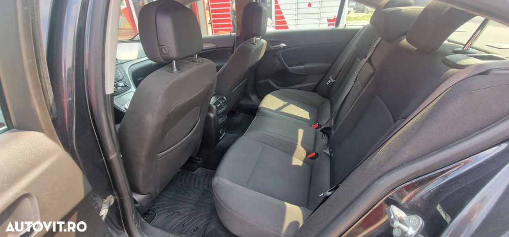 Opel Insignia 2.0 CDTI Edition - 9