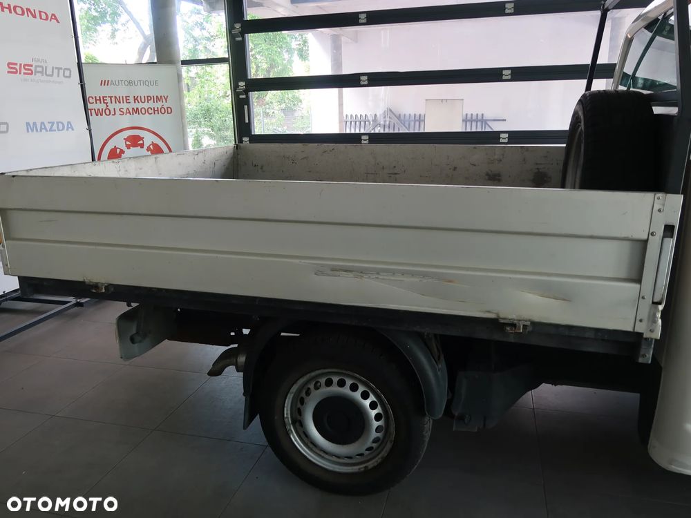 Volkswagen TRANSPORTER T5 2.5 TDI - 15