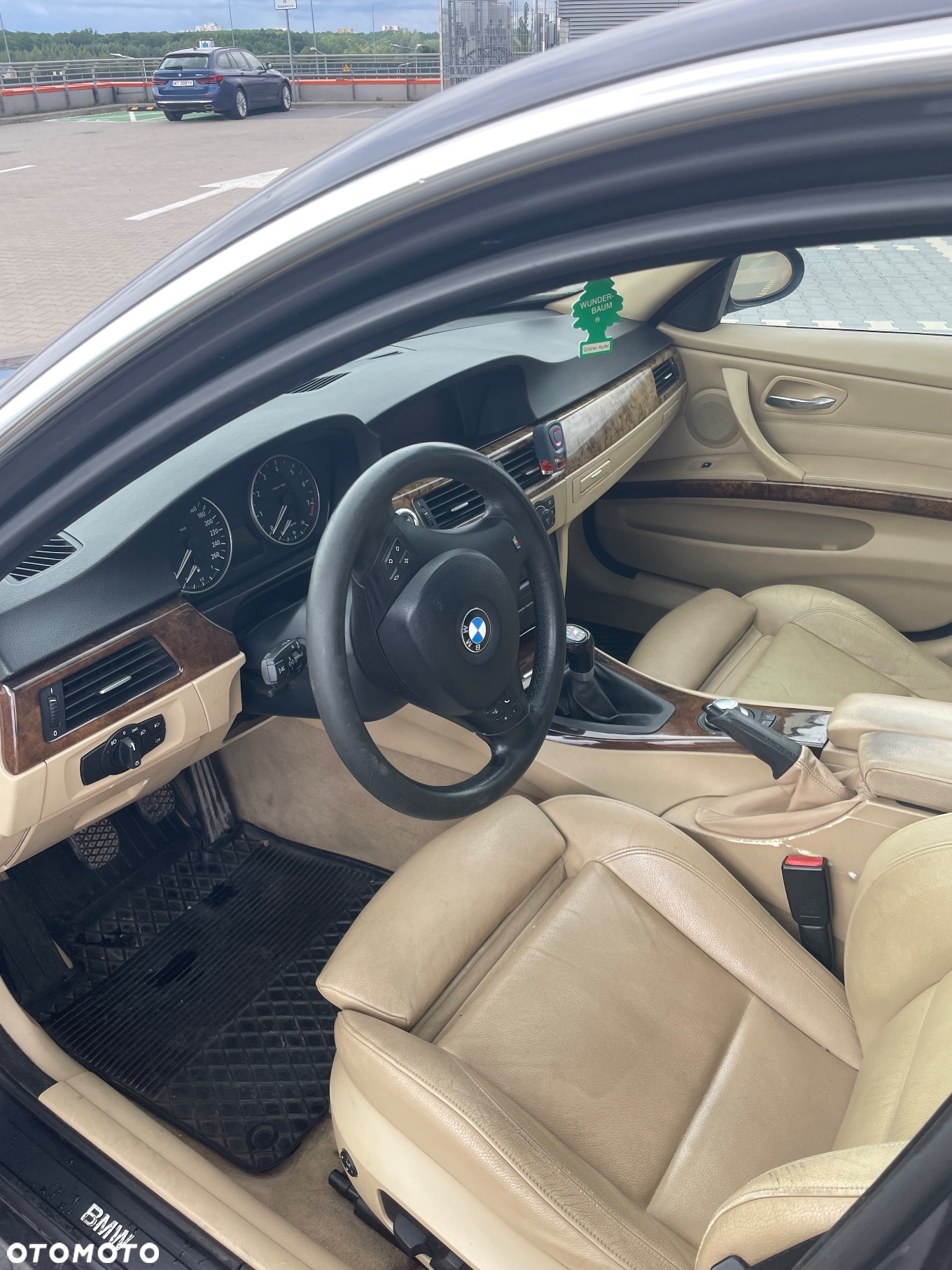BMW Seria 3 325i - 6