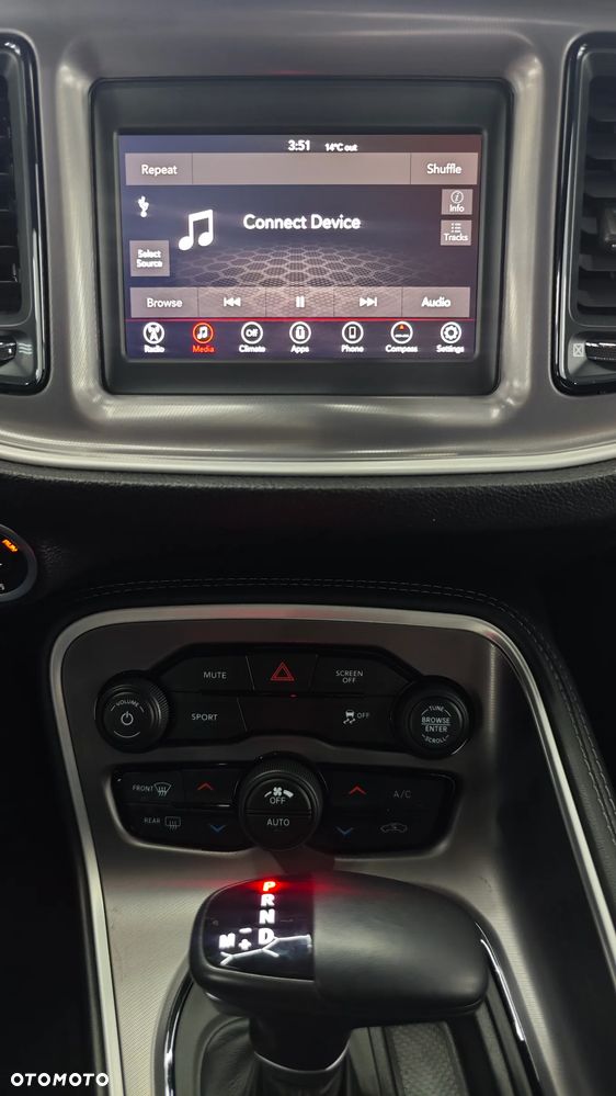 Dodge Challenger - 37