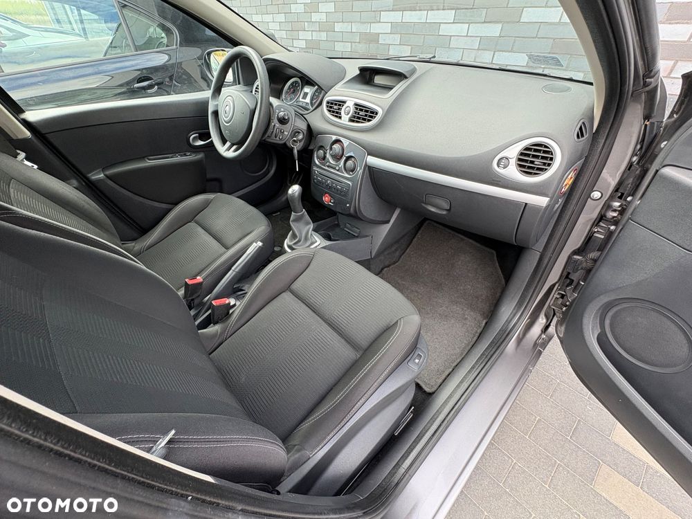 Renault Clio 1.2 16V TCE Alize - 7