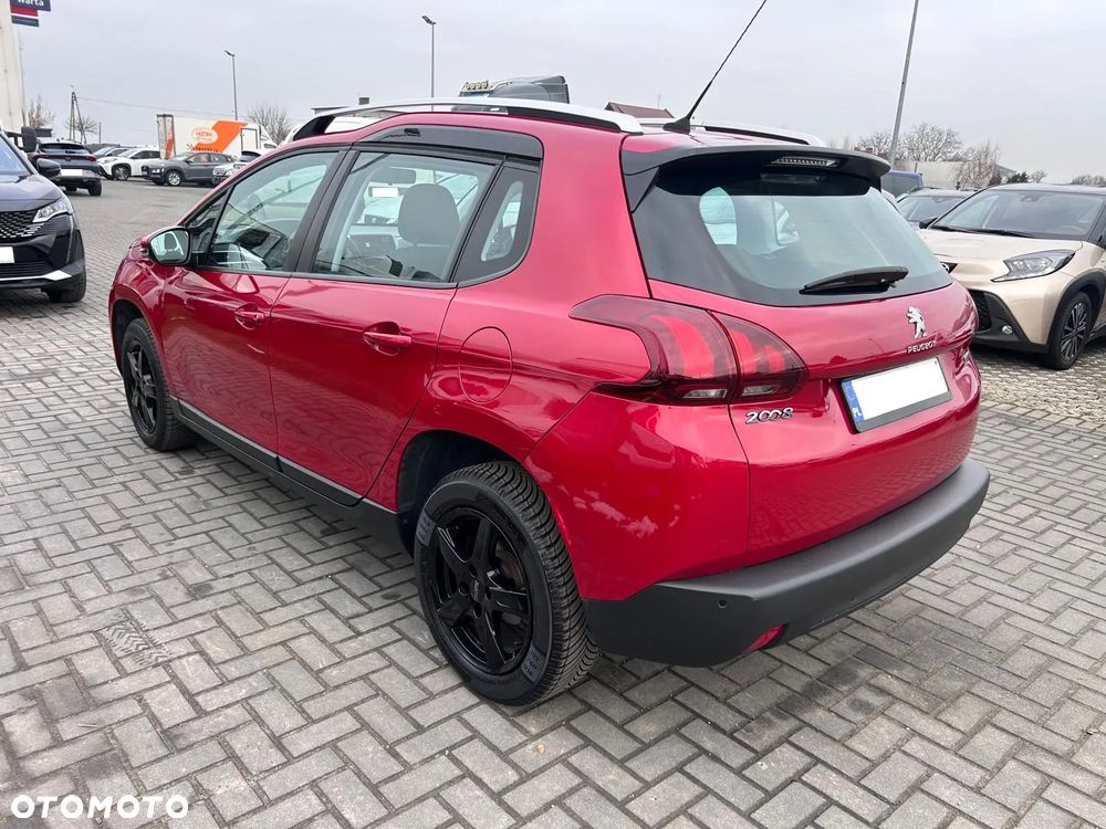 Peugeot 2008 1.2 Pure Tech Style - 2