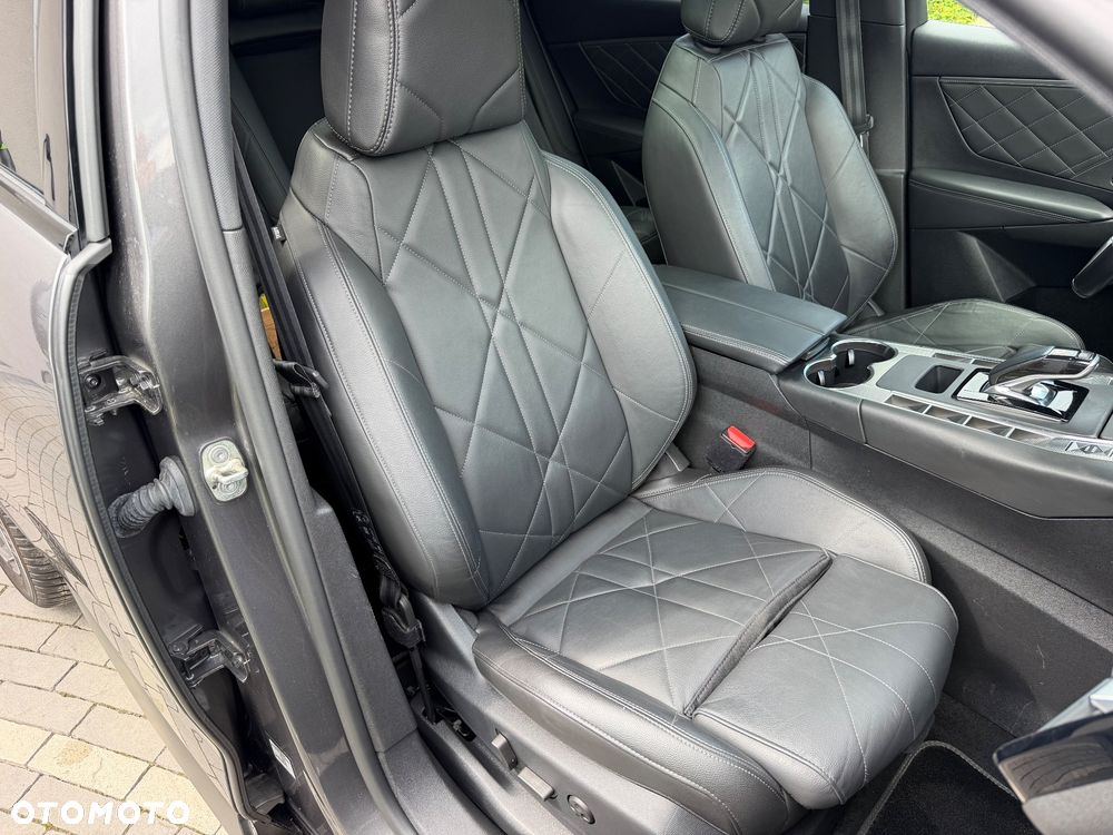 DS Automobiles DS 7 Crossback - 16