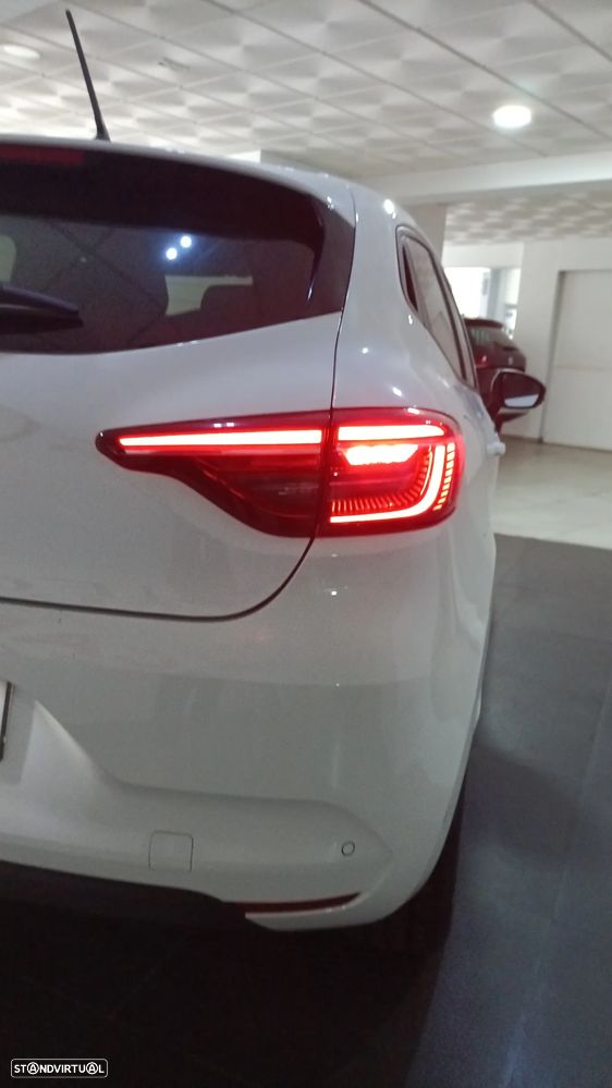 Renault Clio 1.0 TCe Limited Bi-Fuel - 16