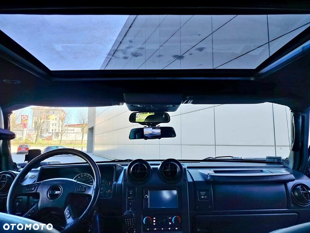 Hummer H2 - 24
