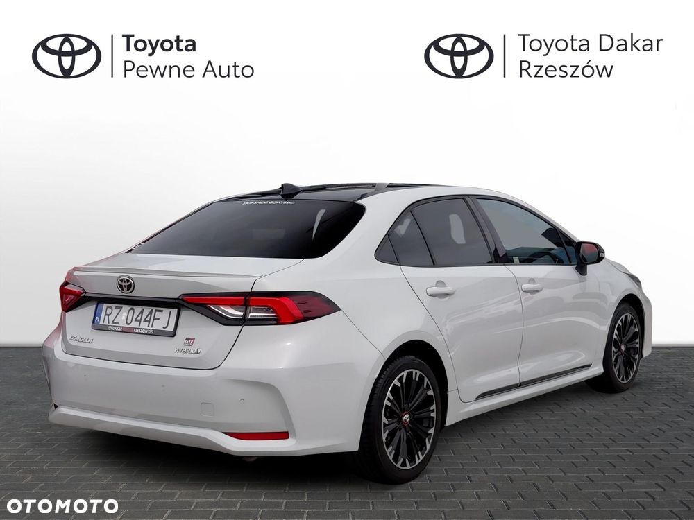 Toyota Corolla - 5