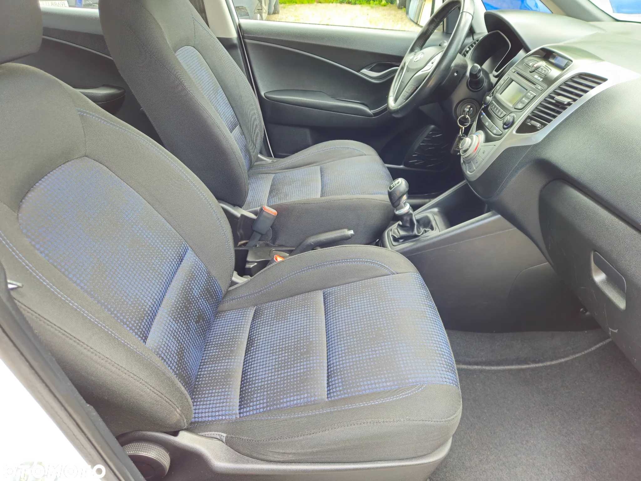 Hyundai ix20 1.4 blue Comfort - 28