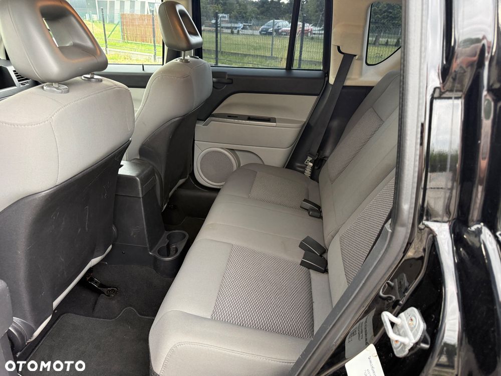 Jeep Compass 2.4I 4x4 Sport - 12