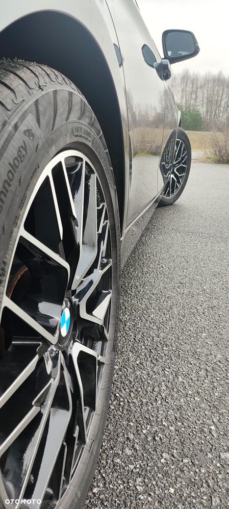 BMW Seria 3 318d - 11