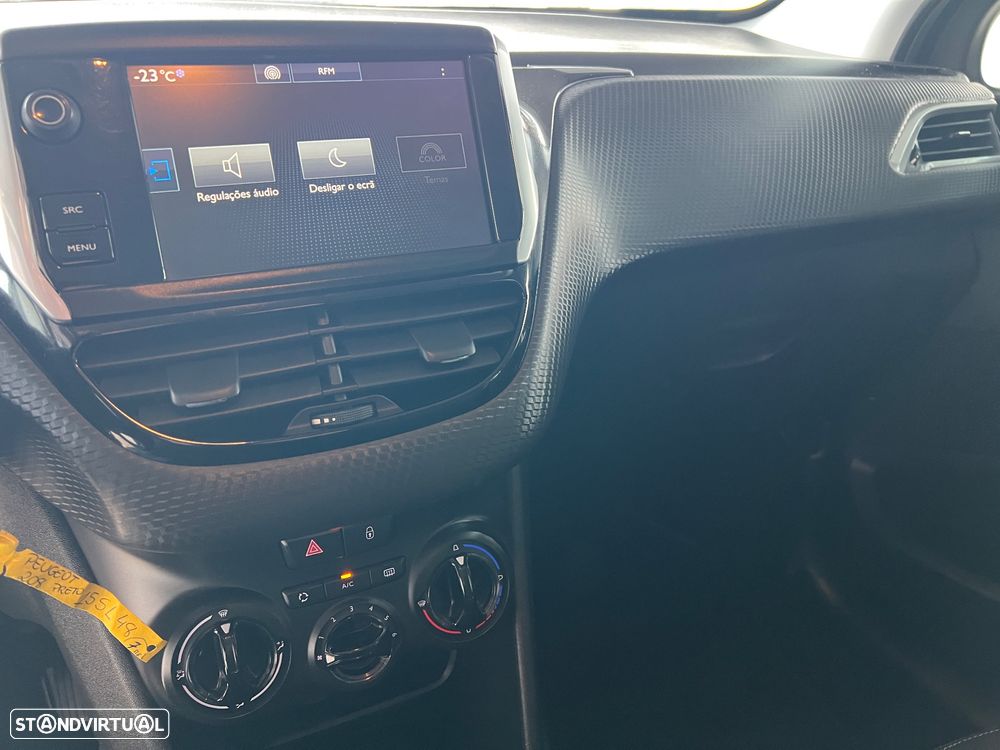 Peugeot 208 1.2 PureTech Active - 32