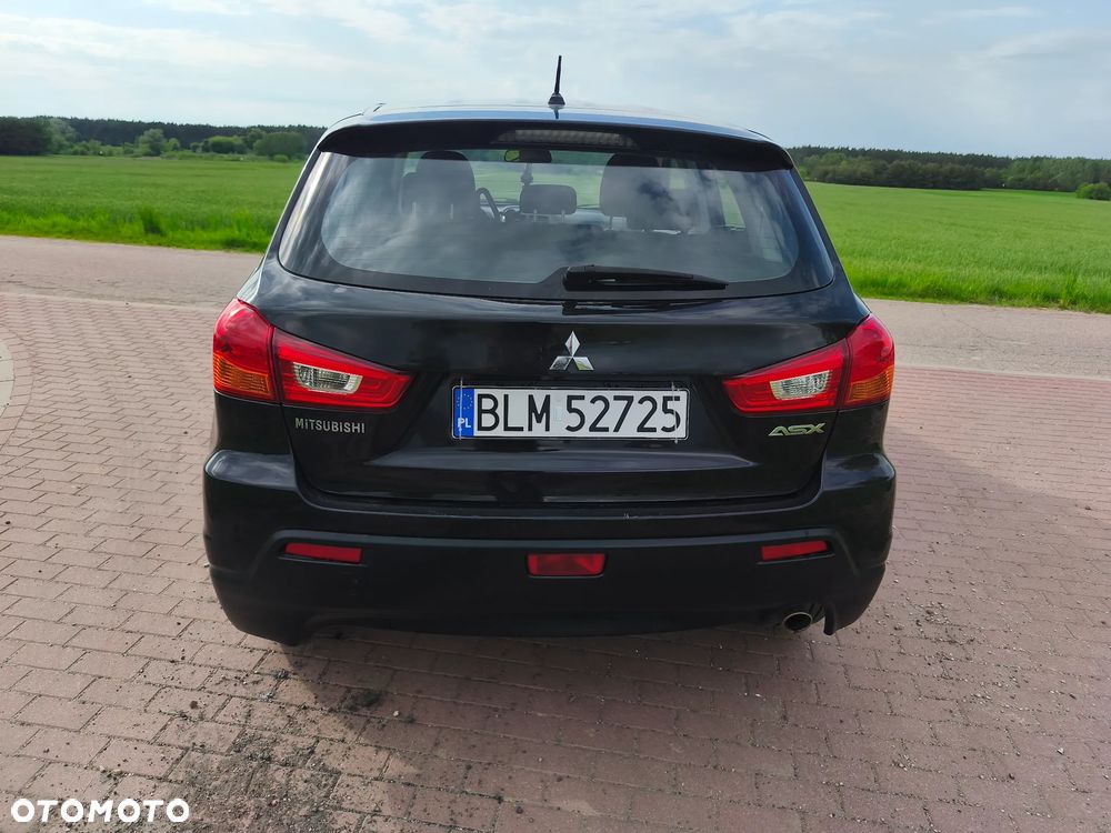 Mitsubishi ASX - 3