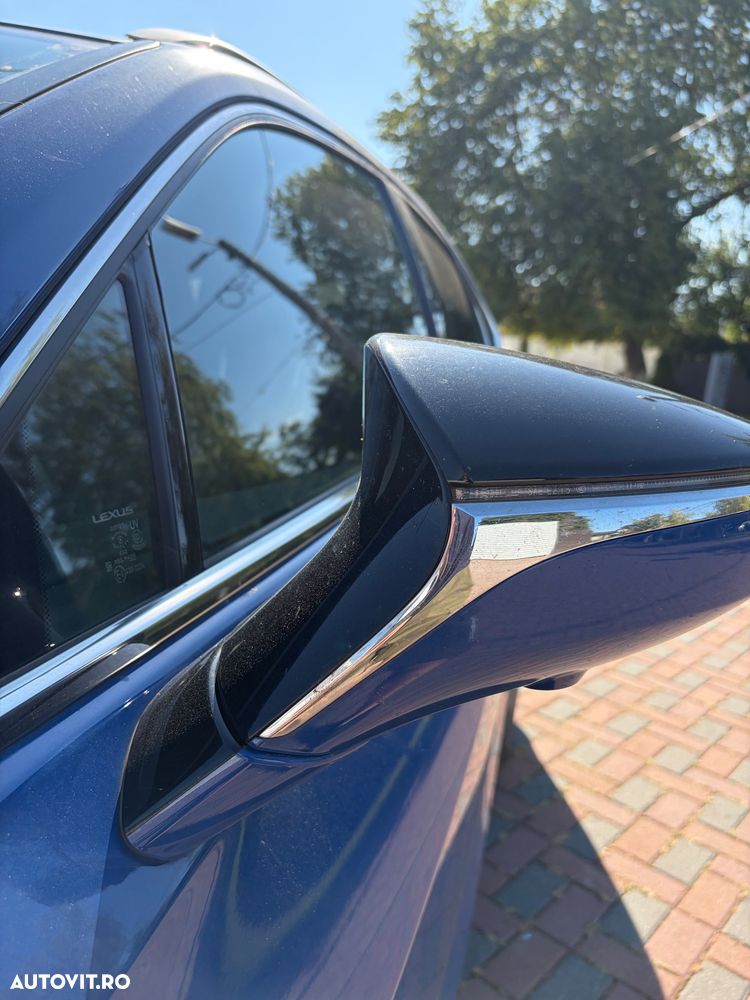 Lexus UX 300e Luxury - 5
