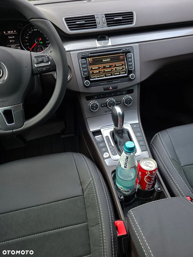 Volkswagen Passat 2.0 TDI Comfortline DSG - 22