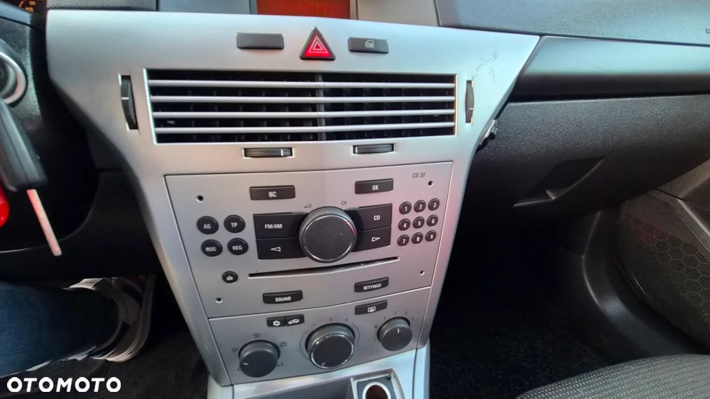 Opel Astra 1.6 Style - 23