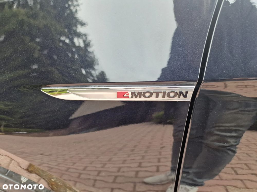 Volkswagen Passat - 30