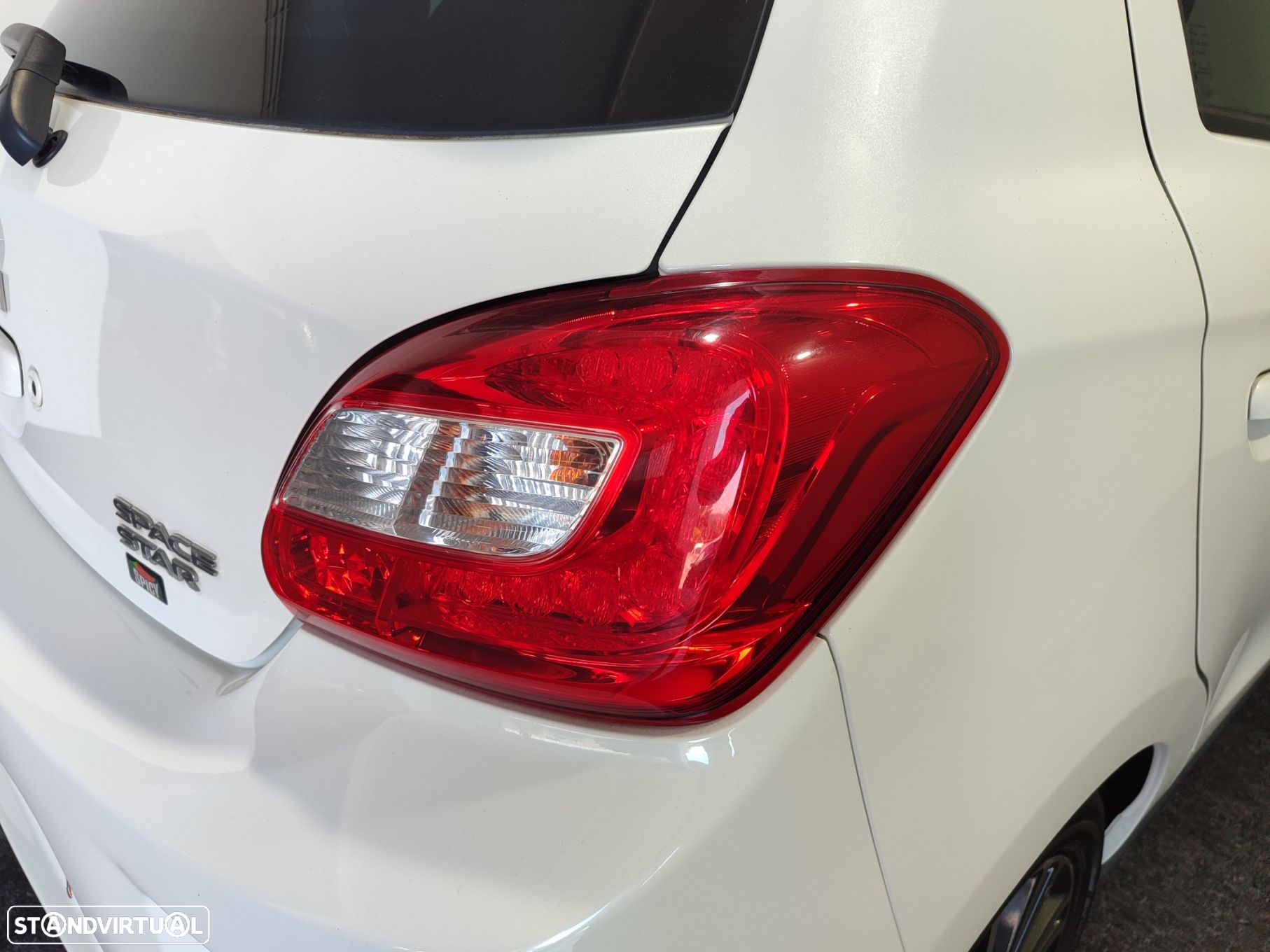 Mitsubishi Space Star 1.2 Intense - 9