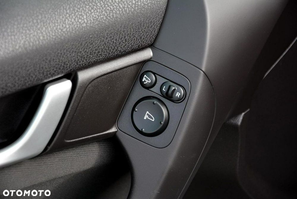 Honda Accord 2.0 Comfort - 16