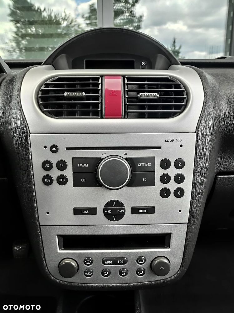 Opel Corsa - 16