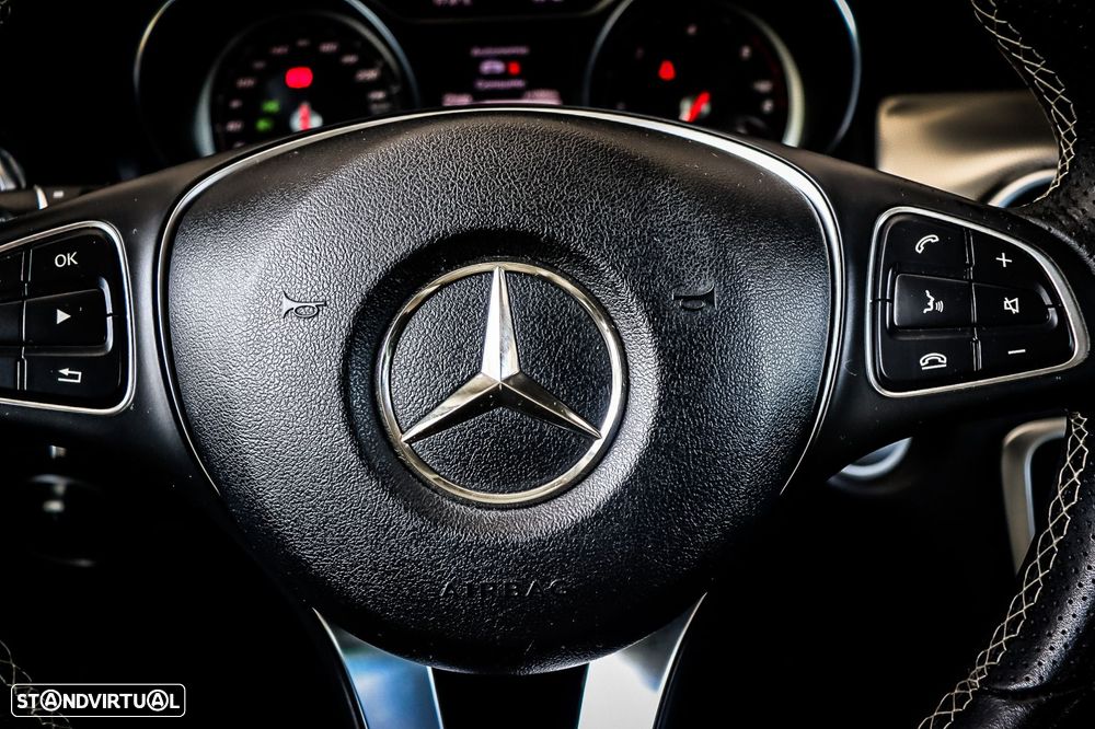 Mercedes-Benz GLA 180 d Urban - 22