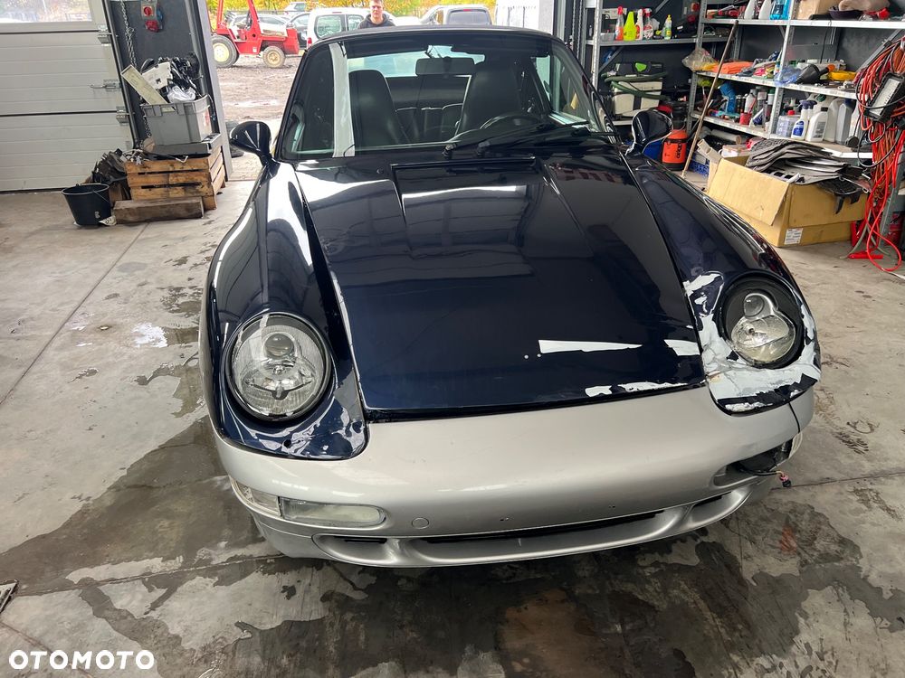 Porsche 911 Carrera - 17