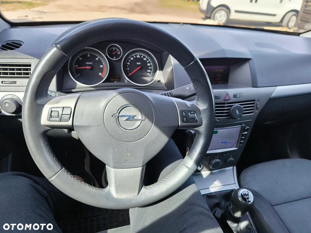Opel Astra 1.9 CDTI - 6