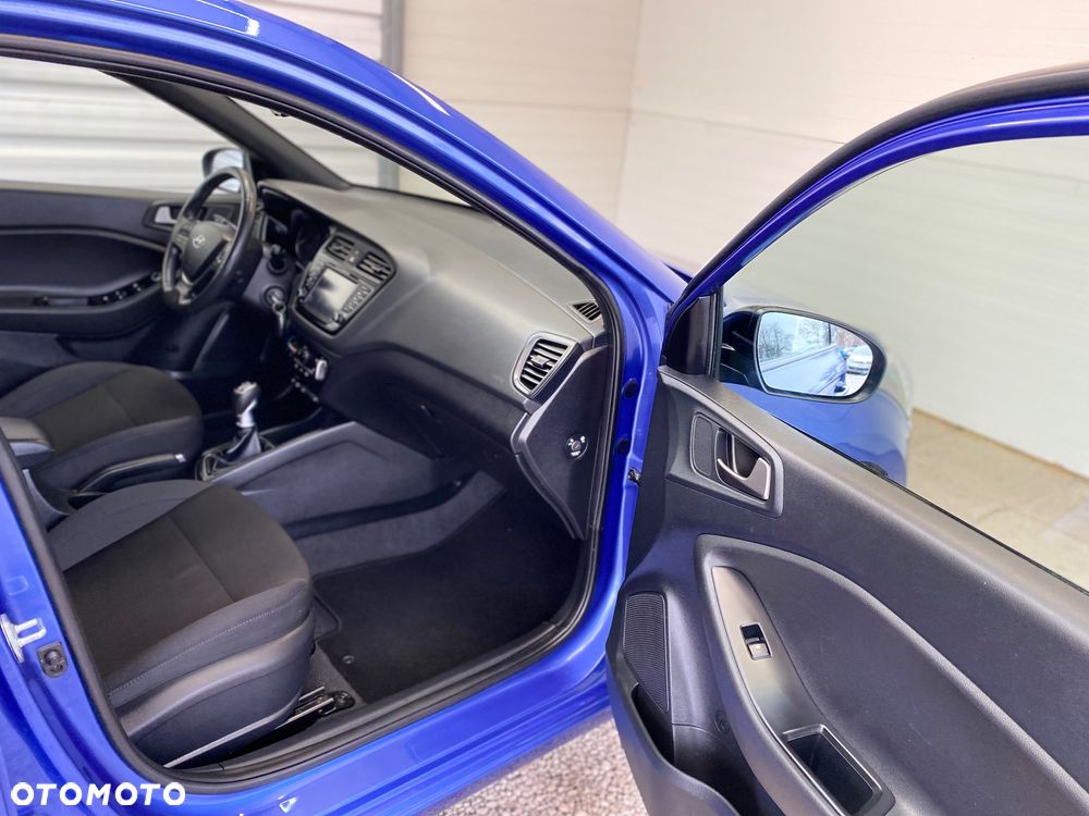 Hyundai i20 blue 1.0 T-GDI Passion Plus - 14